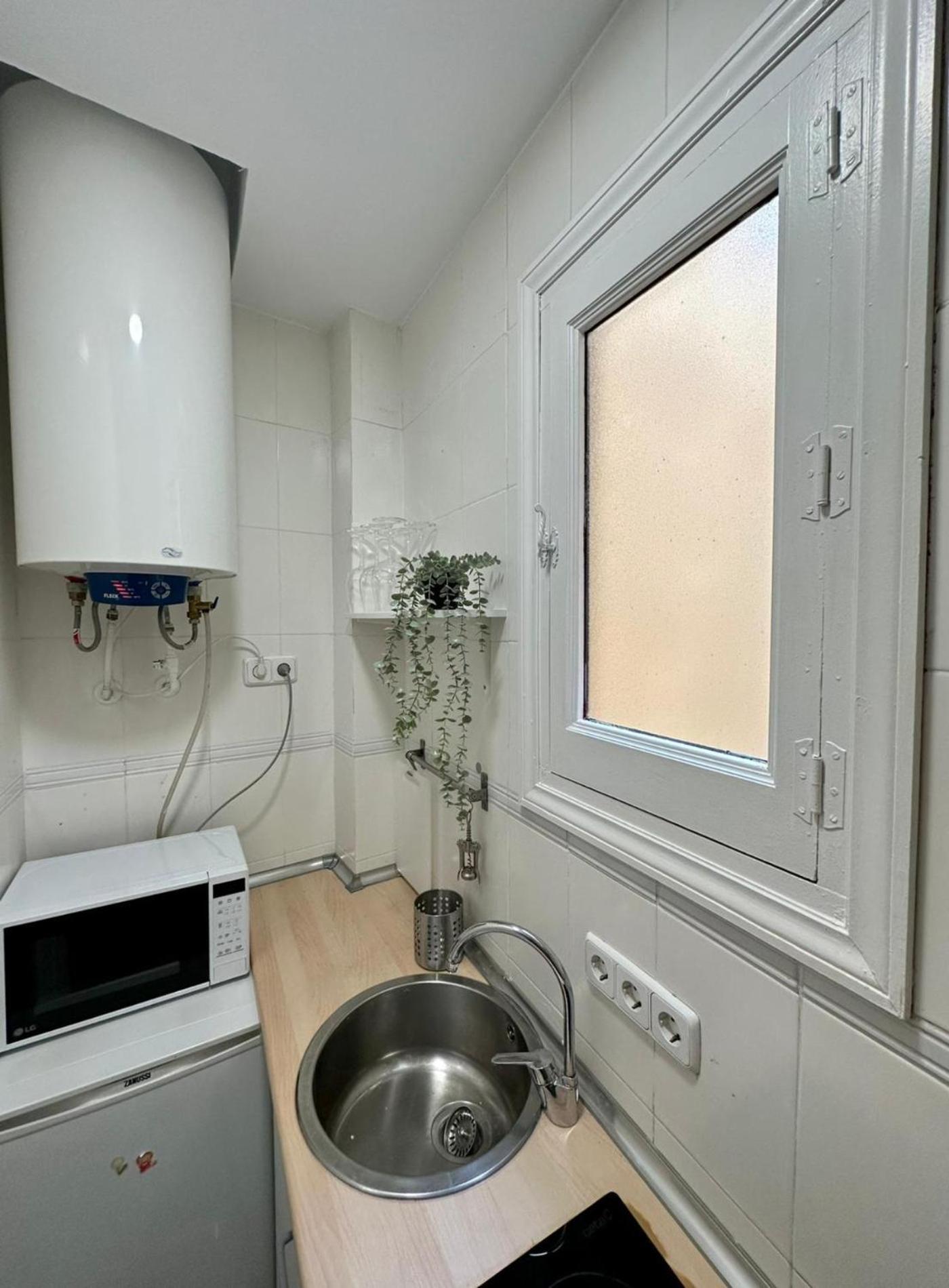Central Loft Para 3Pax En Huertas-Cortes Madrid Extérieur photo
